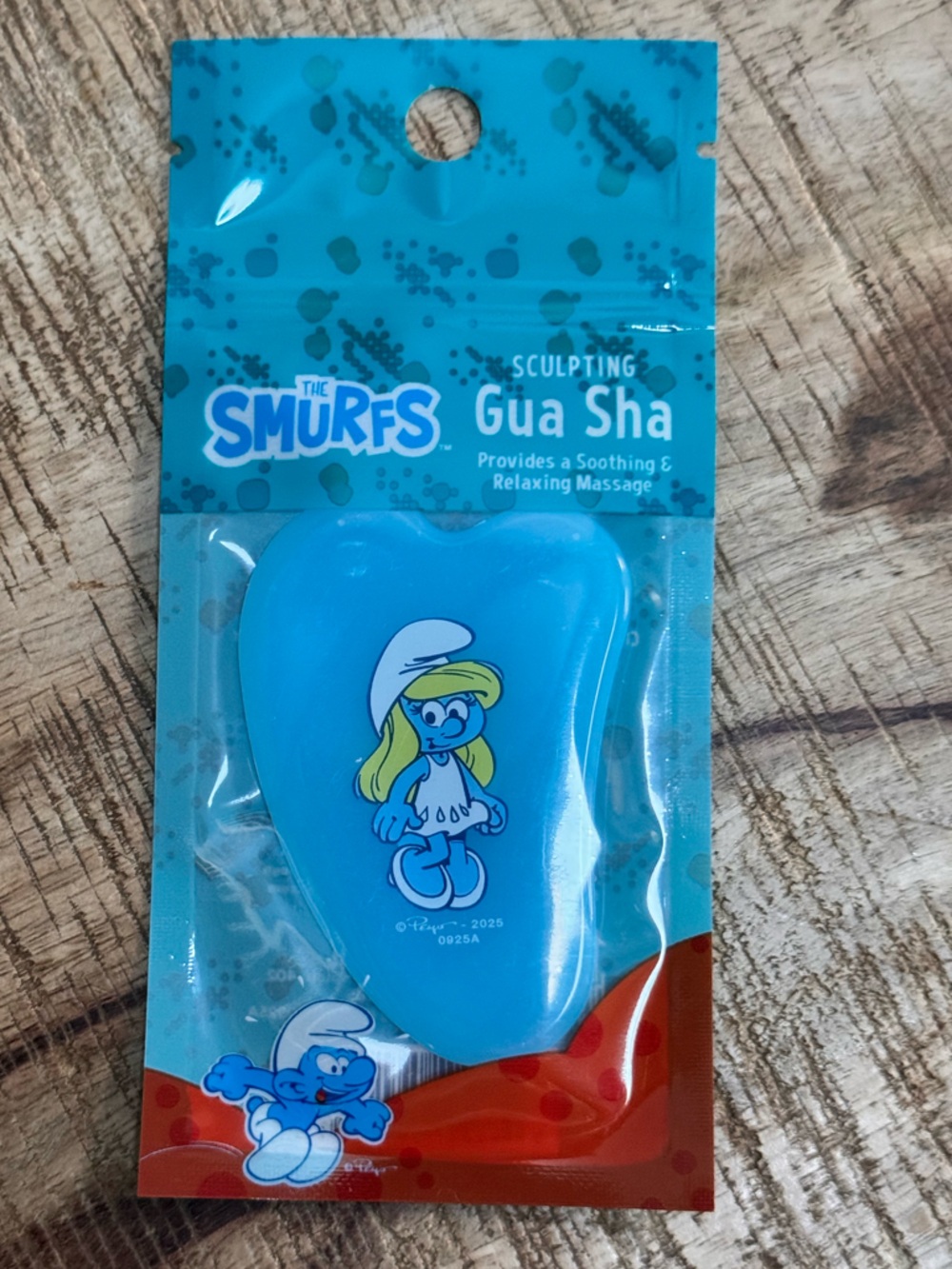 The Smurfs Sculpting Gua Sha - Blue